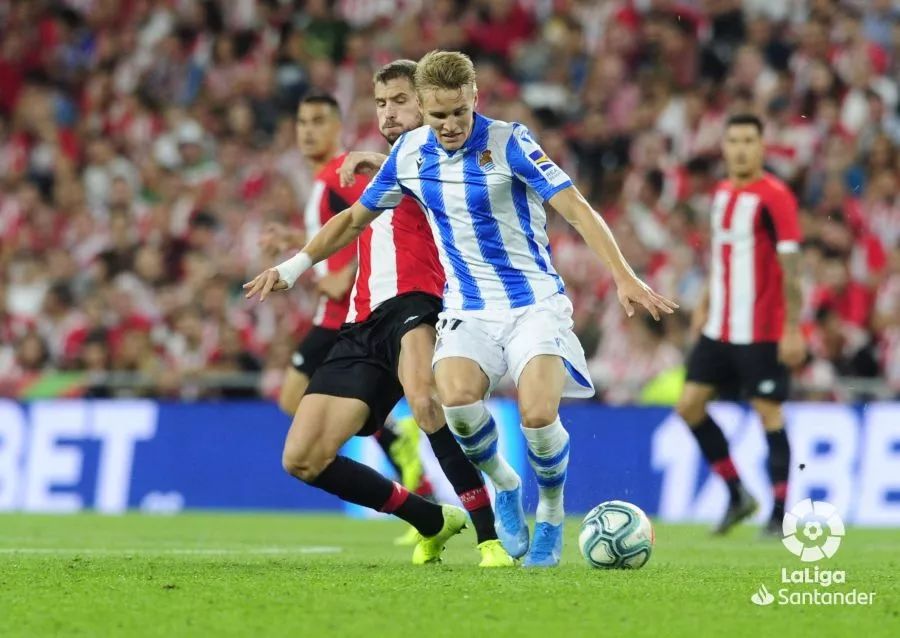 西班牙碾压切尔西，奥亚尔萨瓦尔高光表现