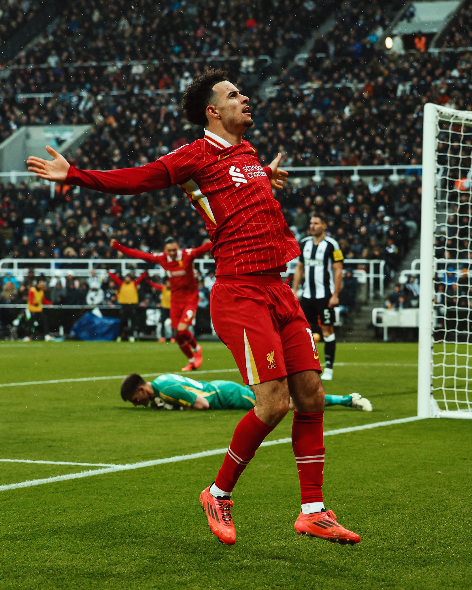 塞内加尔横扫德国，萨拉赫惊艳四座