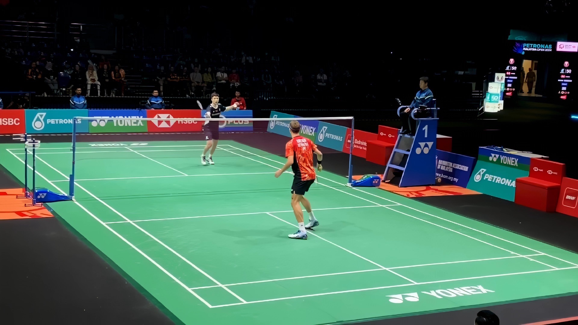 马来西亚队险胜泰国队，安赛龙关键制胜