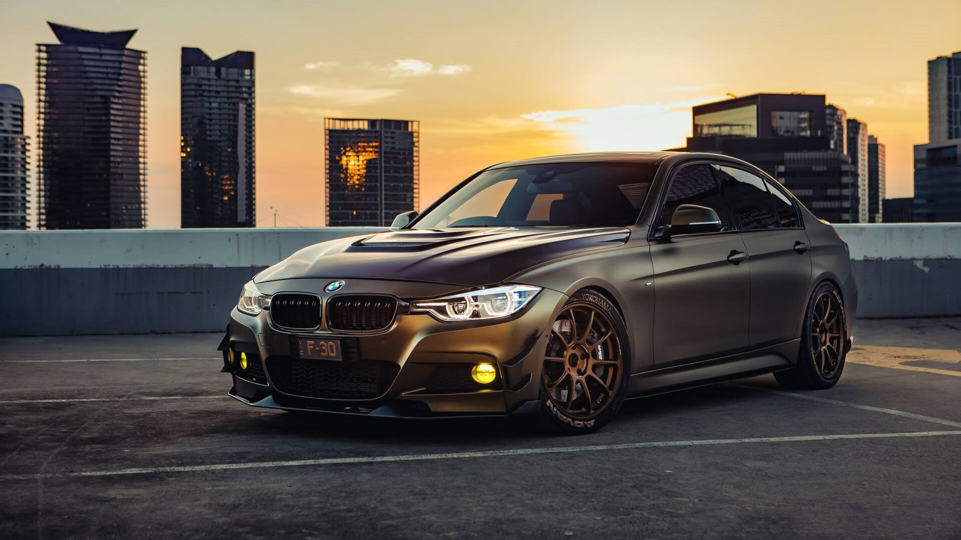 从曼城锋线到马拉松平原，稳定输出的古今双面诠释