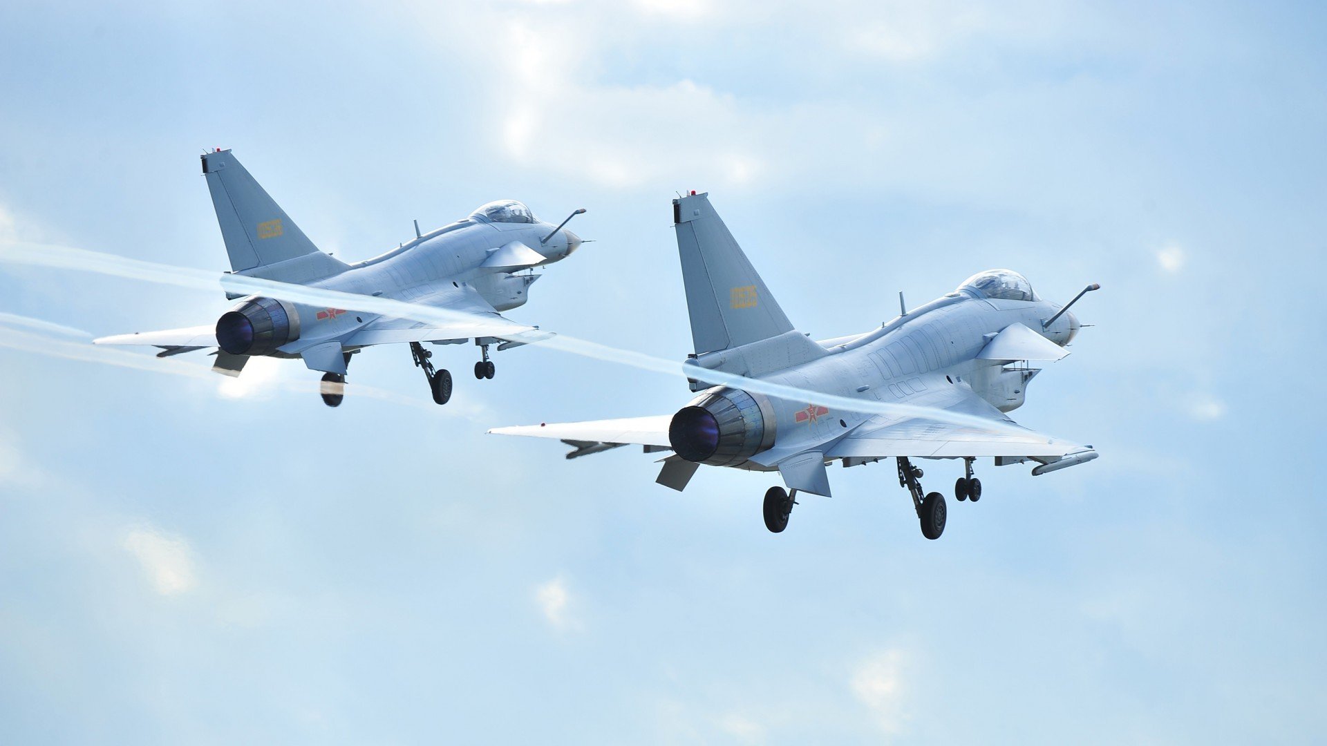 双重赛场，哈登爆发与广东队的破晓之战