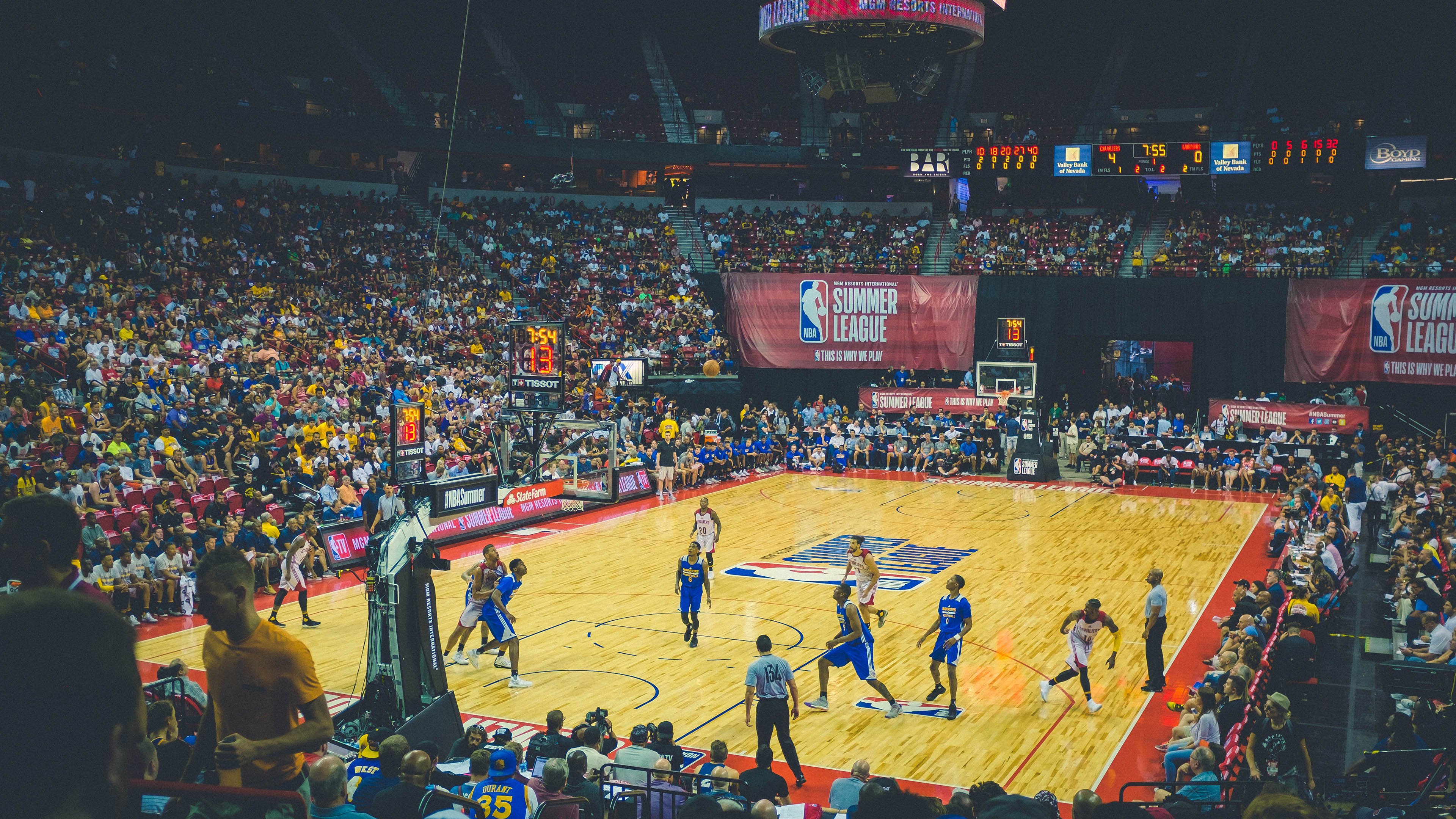 马里决胜一击葬送枪手，皮克焦点之战重铸辉煌