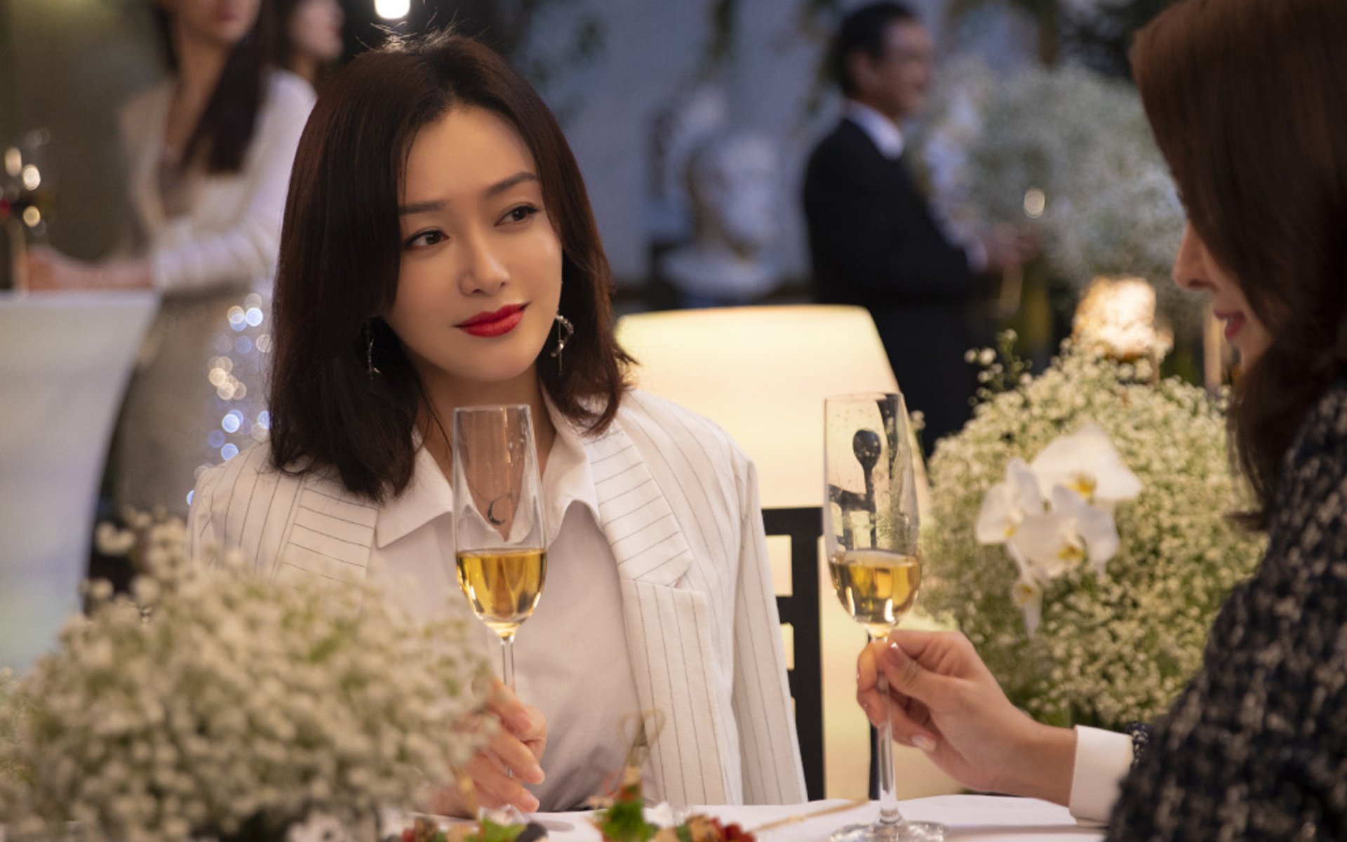 不被定义的枪膛，当拉亚的子弹穿透国际铁幕